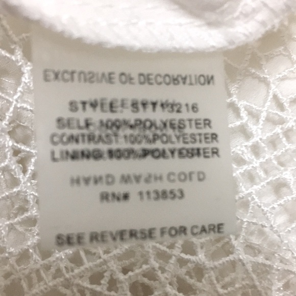 Sugar Lips White Stiff Crochet edging top - Sz M - Picture 9 of 10